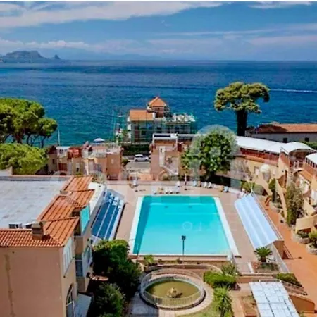 Apartman Chiaro Di Luna *