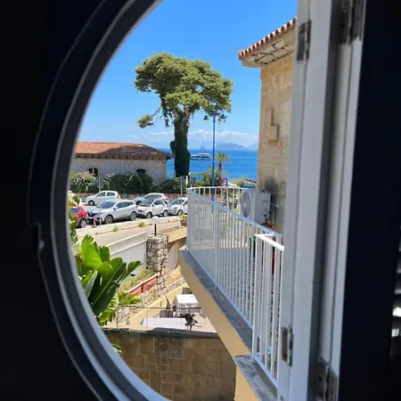 Apartament Chiaro Di Luna *
